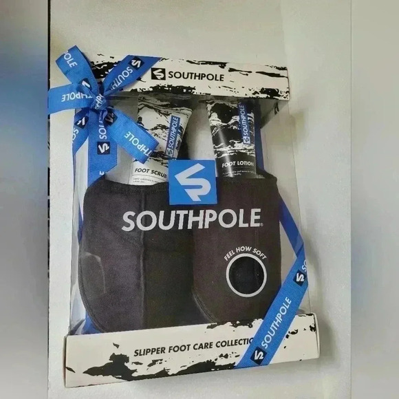 Slipper Foot Collection - Picture 1 of 8